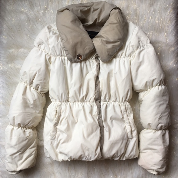 BCBGMaxAzria Jackets & Blazers - BCBG MAXAZRIA White Puffer Coat